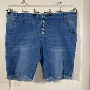 Ellos Medium Wash Denim Bermuda Shorts Women’s Plus Size 28